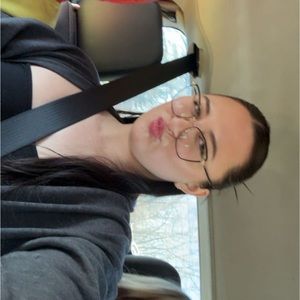 Meet your Posher, Halle